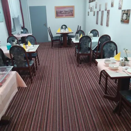 Zum Amboss Guest house *